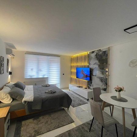 Apartman Afrodita Lux 1 Ниш Экстерьер фото
